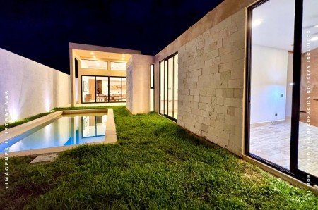 Casa en venta en Xcanatun Merida de 1 planta en privada con amenidades